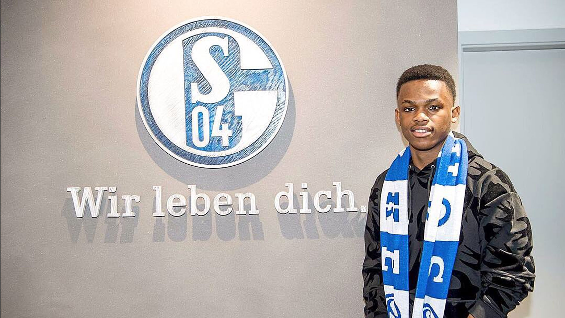 广受瞩目 广受瞩目