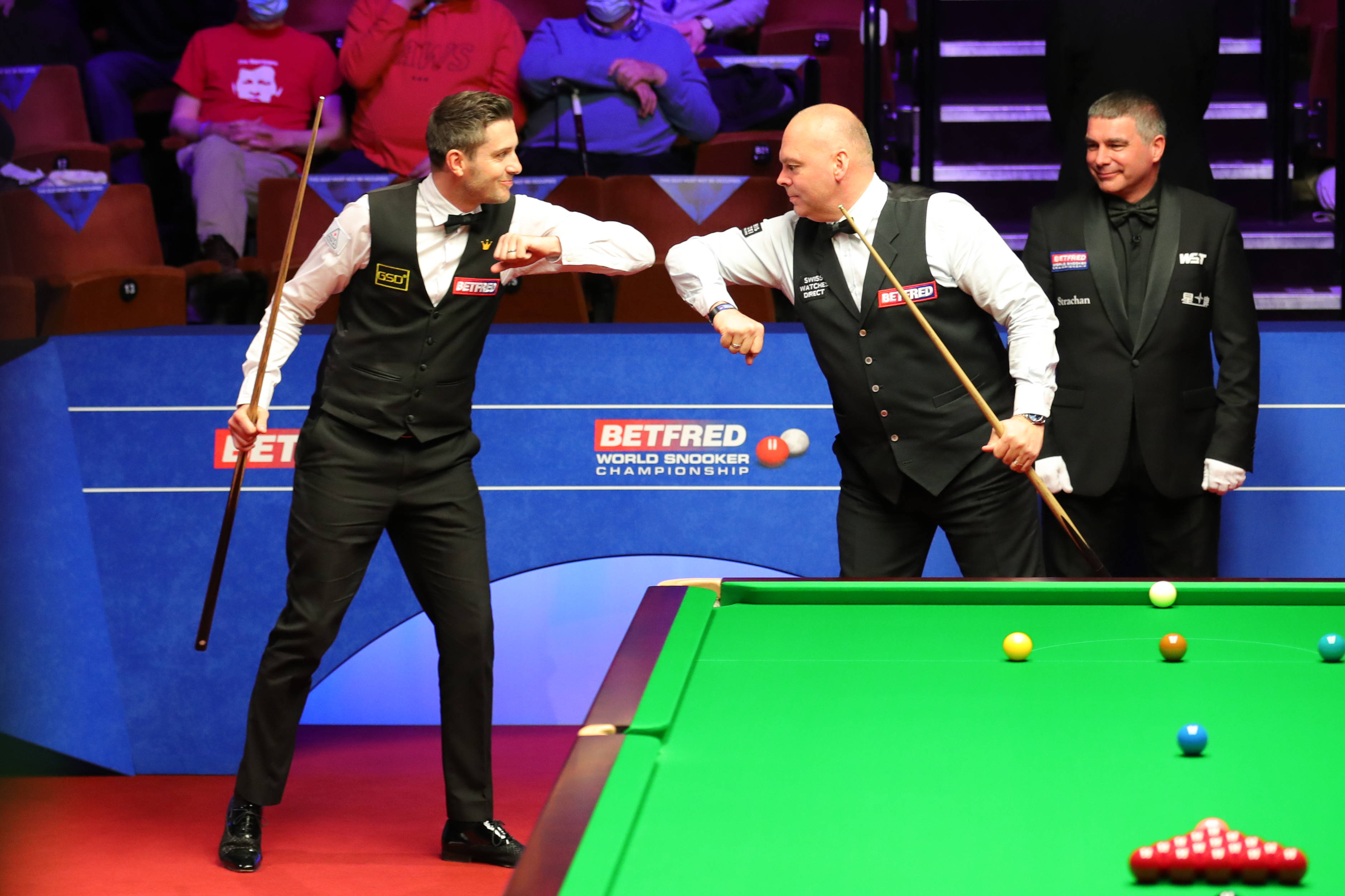 并借助媒体 并借助媒体